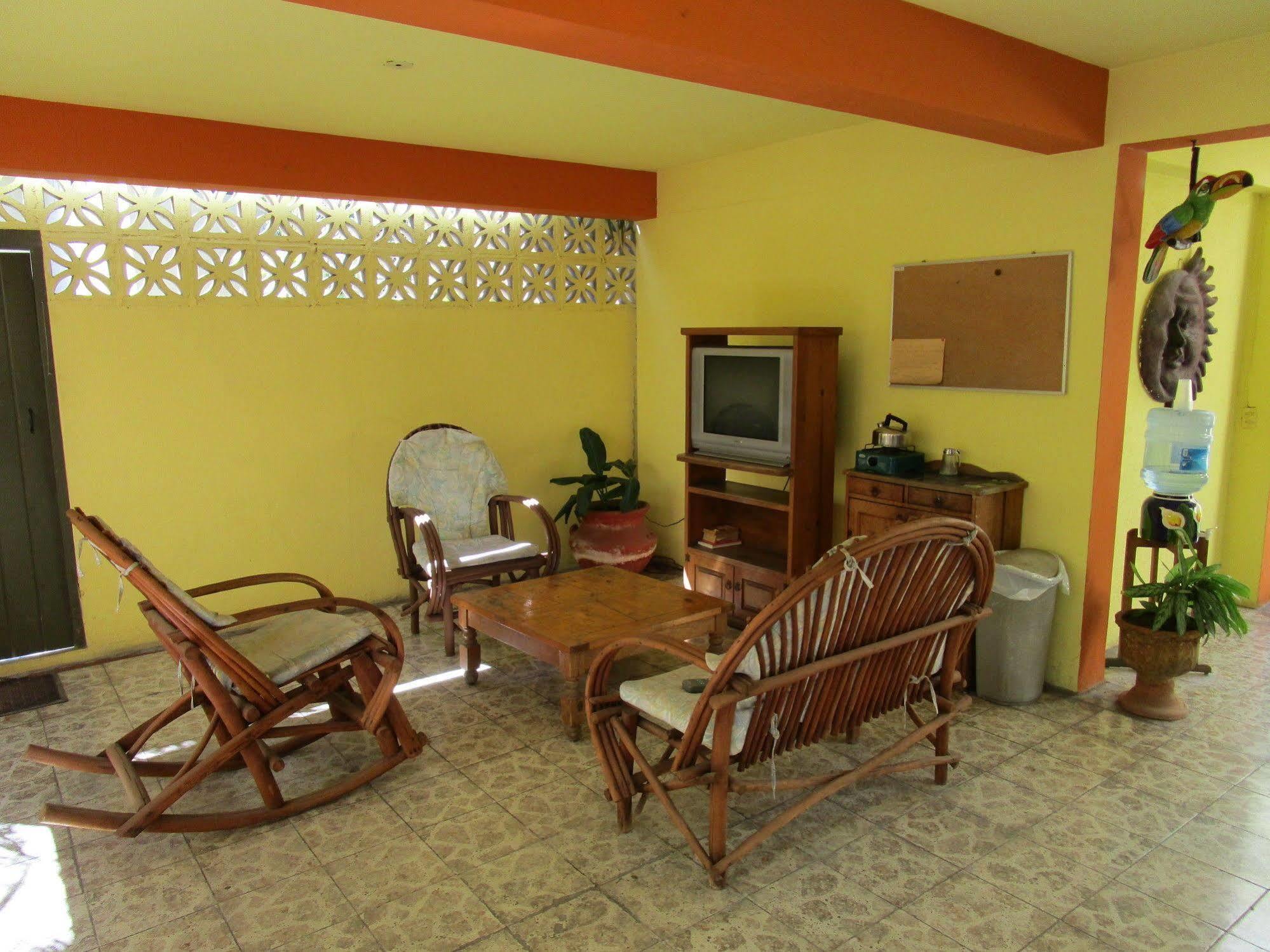 לה פז Hotel Lorimar מראה חיצוני תמונה
