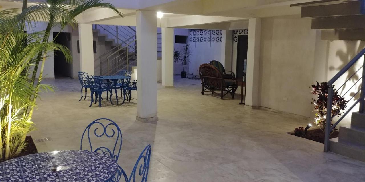לה פז Hotel Lorimar מראה חיצוני תמונה